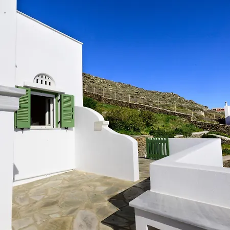 Veranta Me Thea Agios Ioannis (Tinos)